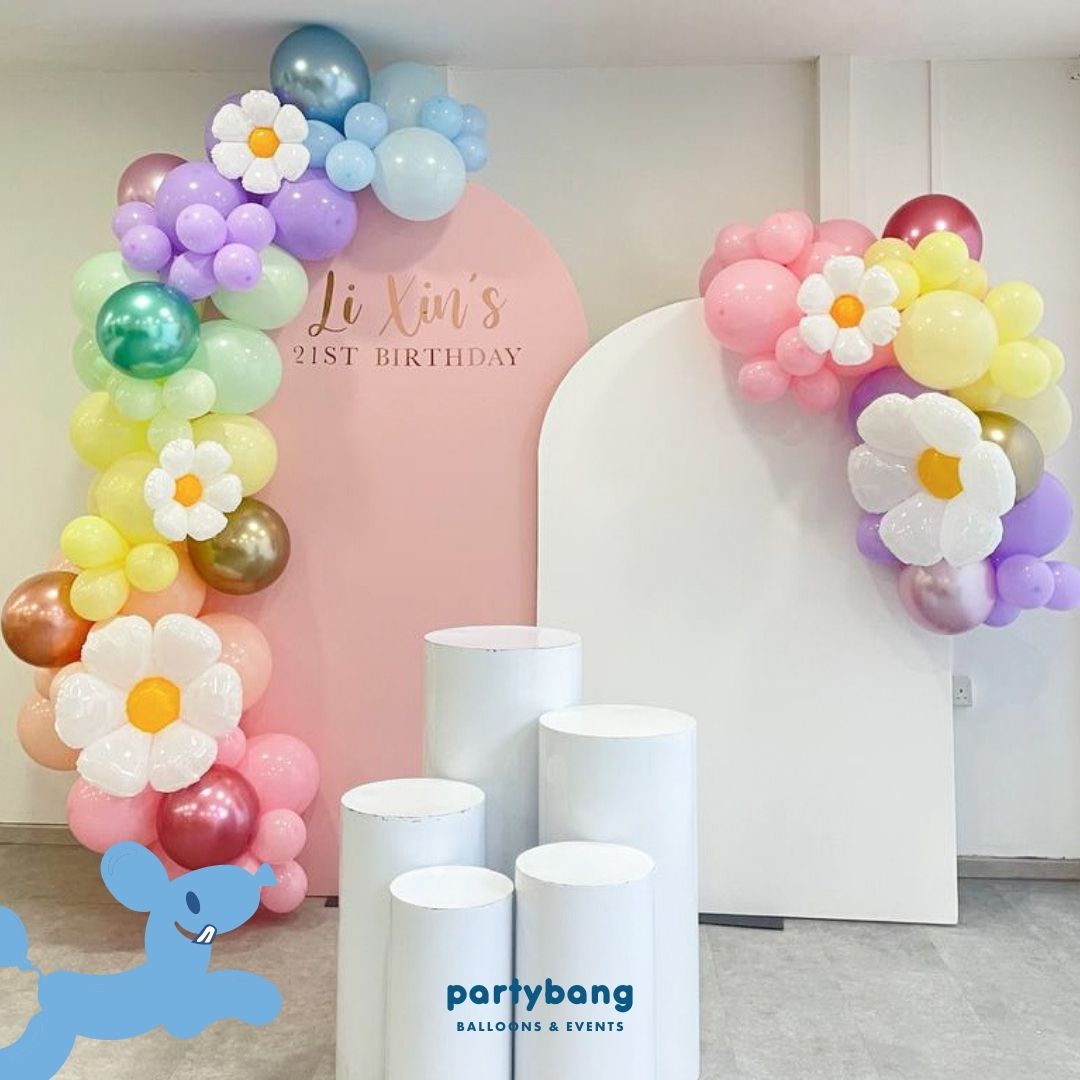 Plain Foamboard Arch Backdrop Setup with Balloon Garland (Two Boards)
