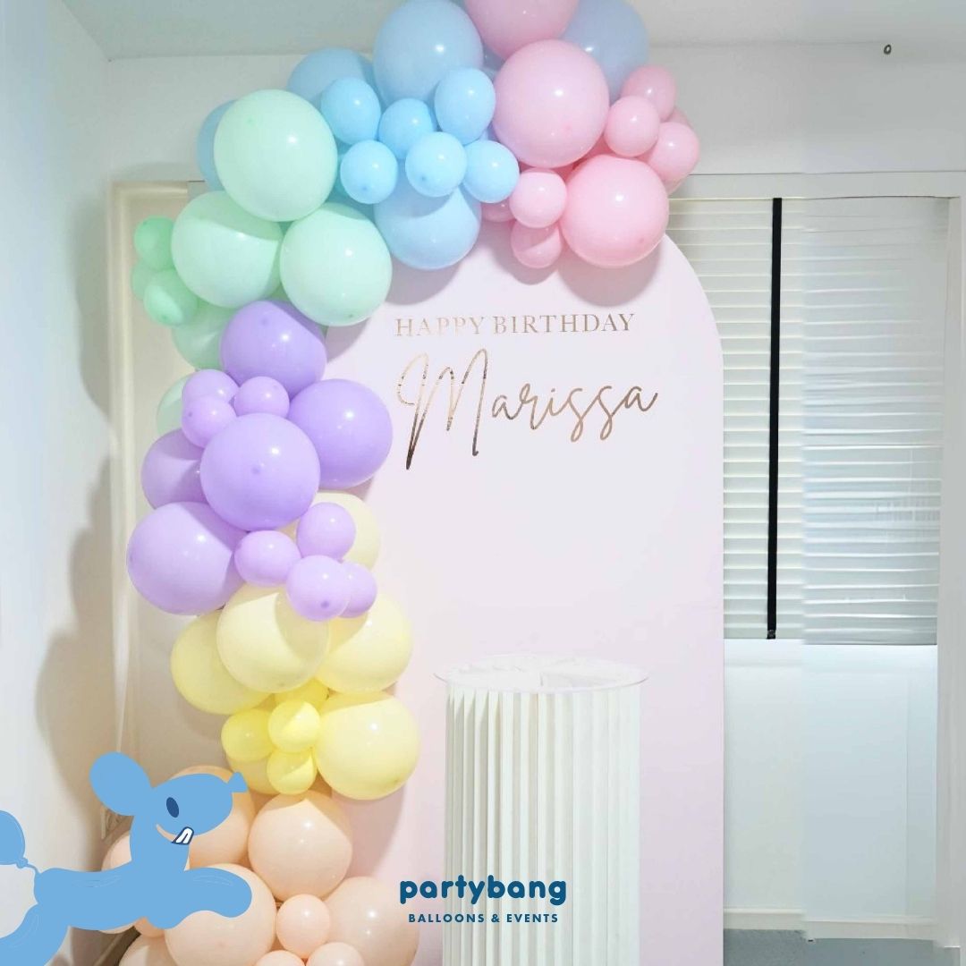 Plain Foamboard Arch Backdrop Setup with Balloon Garland (One Board w Pedestal)